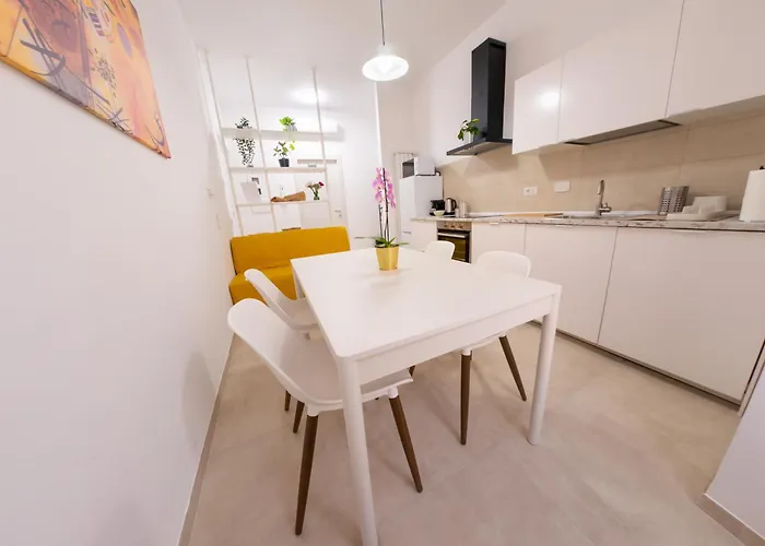 Elite Smart Flat 3 Bed Wifi & Ac Near Metro Roma