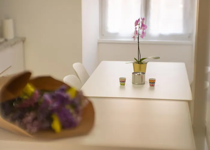 Elite Smart Flat 3 Bed Wifi & Ac Near Metro *